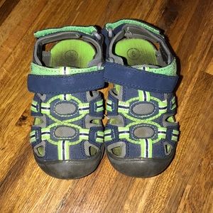 Cat & Jack toddler boy shoes size 6